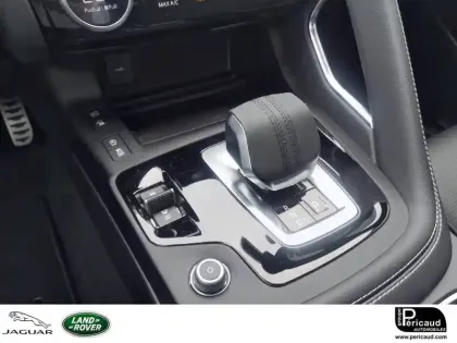 Photo 69 Jaguar E-Pace  P270e ch PHEV AWD BVA