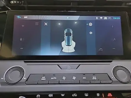 Photo 18 Peugeot 308  PureTech 130ch S&S EAT8