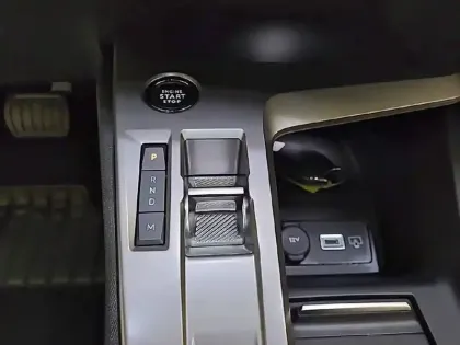 Photo 13 Peugeot 308  PureTech 130ch S&S EAT8