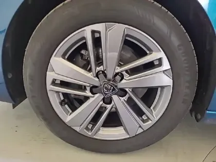 Photo 12 Peugeot 308  PureTech 130ch S&S EAT8