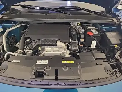 Photo 14 Peugeot 308  PureTech 130ch S&S EAT8