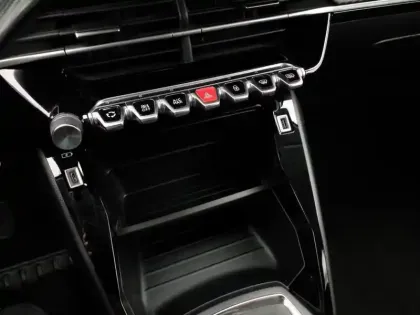 Photo 12 Peugeot 208  100 S&S BVM6 Style