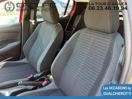 Photo 23 Peugeot 208  1.2 PureTech 100ch S&S Style