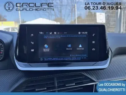 Photo 28 Peugeot 208  1.2 PureTech 100ch S&S Style