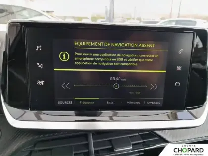 Photo 12 Peugeot 2008  PureTech 100 S&S BVM6