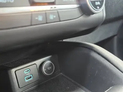Photo 18 Ford Kuga  2.5 DURATEC 225 PHEV POWERSHIFT