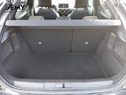 Photo 40 DS DS 3  Crossback PureTech 100 S&S BVM6