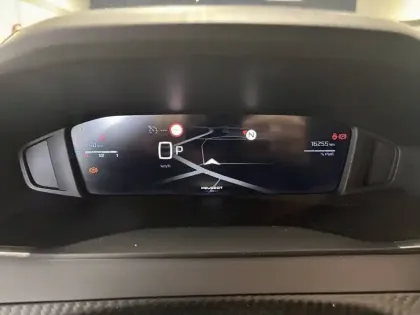 Photo 49 Peugeot 208  Hybrid 100 e-DCS6