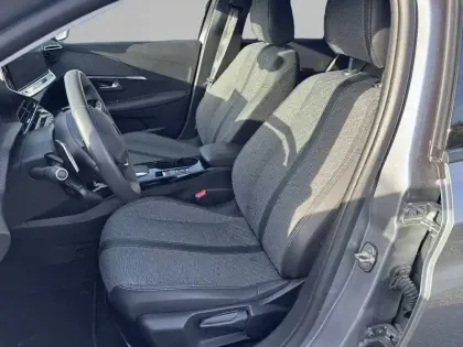 Photo 10 Peugeot 208  Hybrid 100 e-DCS6