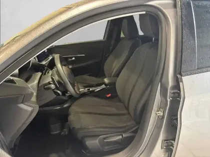 Photo 30 Peugeot 208  Hybrid 100 e-DCS6