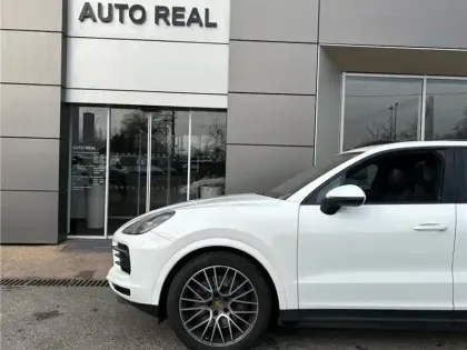 Photo 37 Porsche Cayenne 3.0 V6 440 CH TIPTRONIC BVA