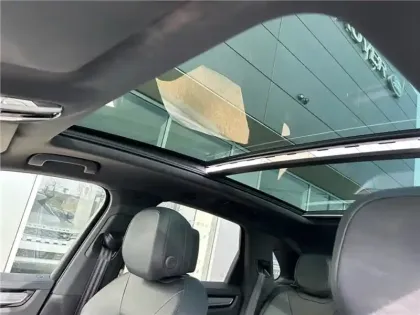 Photo 10 Porsche Cayenne 3.0 V6 440 CH TIPTRONIC BVA