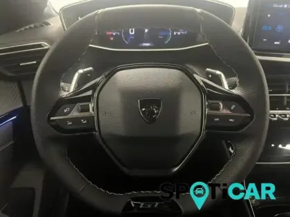 Photo 7 Peugeot 208  1.2 Hybrid 136ch GT e-DCS6