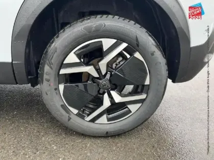 Photo 14 Peugeot 2008  1.2 PureTech 100ch S&S Allure