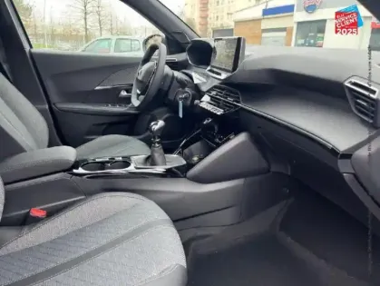 Photo 8 Peugeot 2008  1.2 PureTech 100ch S&S Allure