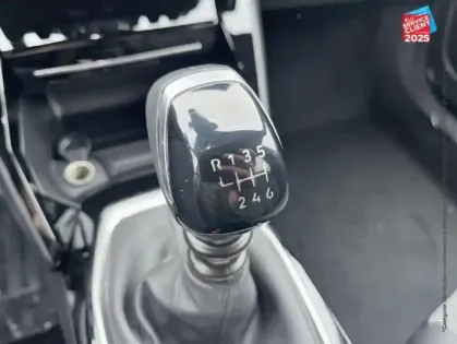 Photo 12 Peugeot 2008  1.2 PureTech 100ch S&S Allure