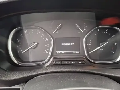 Photo 31 Peugeot Expert  FGN TOLE M BLUEHDI 145 BVM6