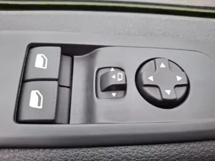 Photo 19 Peugeot Expert  FGN TOLE M BLUEHDI 145 BVM6