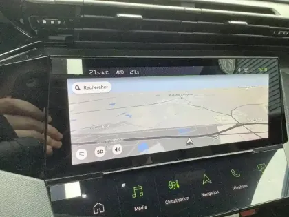 Photo 20 Peugeot 308  Hybrid 136 e-DCS6