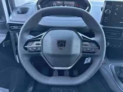 Photo 18 Peugeot Partner  FOURGON M 650 KG BLUEHDI 100 S&S BVM6