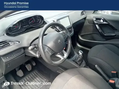 Photo 21 Peugeot 208  PureTech 82ch S&S BVM5 Allure