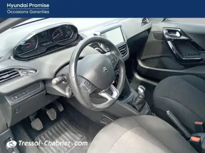 Photo 24 Peugeot 208  PureTech 82ch S&S BVM5 Allure
