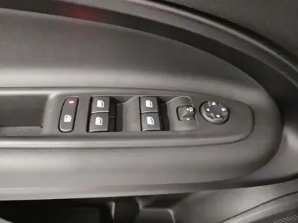 Photo 11 Alfa Romeo Junior  Elettrica 156ch Speciale