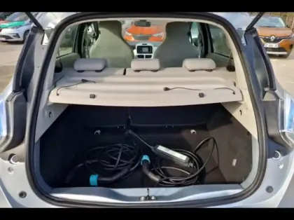 Photo 11 Renault Zoé Zoe Zen charge normale R90 MY19