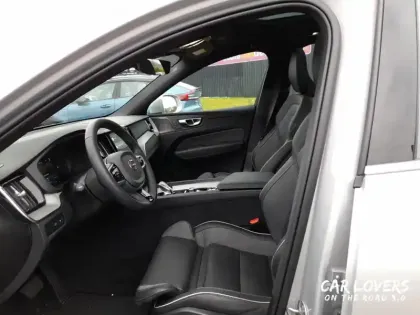 Photo 9 Volvo Xc60  T6 AWD Hybride rechargeable 253 ch+145 ch Geartronic 8