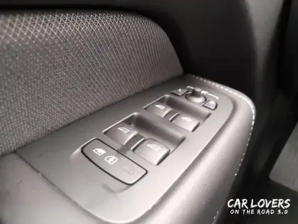 Photo 19 Volvo Xc60  T6 AWD Hybride rechargeable 253 ch+145 ch Geartronic 8