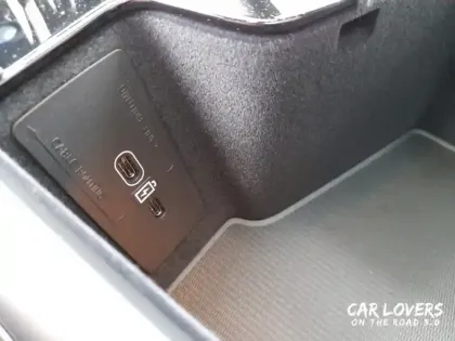 Photo 20 Volvo Xc60  T6 AWD Hybride rechargeable 253 ch+145 ch Geartronic 8