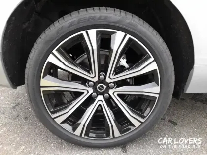 Photo 7 Volvo Xc60  T6 AWD Hybride rechargeable 253 ch+145 ch Geartronic 8