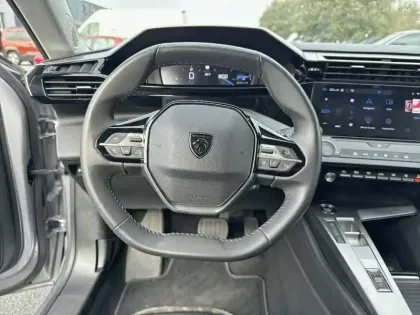 Photo 28 Peugeot 308  BlueHDi 130ch S&S EAT8