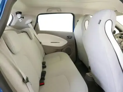 Photo 7 Renault Zoé Zoe Zen charge normale R90 MY19