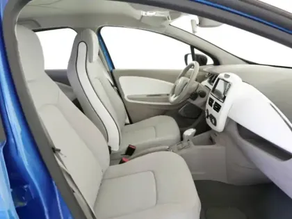 Photo 8 Renault Zoé Zoe Zen charge normale R90 MY19