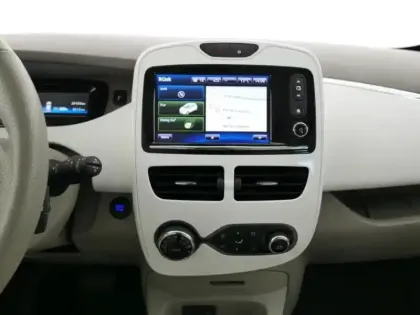 Photo 13 Renault Zoé Zoe Zen charge normale R90 MY19