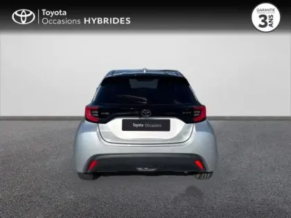 Photo 27 Toyota Yaris  116h Design 5p MC24