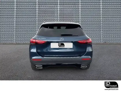 Photo 18 Mercedes GLA  250 e 8G-DCT