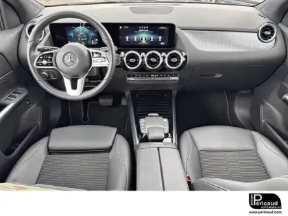 Photo 21 Mercedes GLA  250 e 8G-DCT