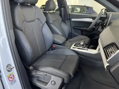 Photo 13 Audi Q5  50 TFSIe 299 S tronic 7 Quattro