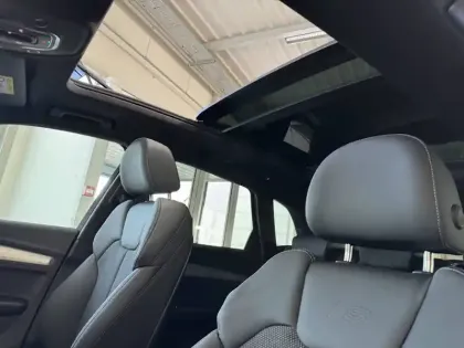 Photo 5 Audi Q5  50 TFSIe 299 S tronic 7 Quattro