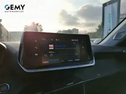 Photo 12 Peugeot 2008  PureTech 100 S&S BVM6