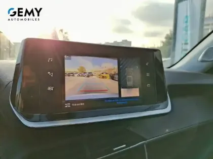 Photo 13 Peugeot 2008  PureTech 100 S&S BVM6