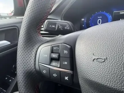 Photo 15 Ford Focus  1.0 Flexifuel mHEV 125ch ST-Line X