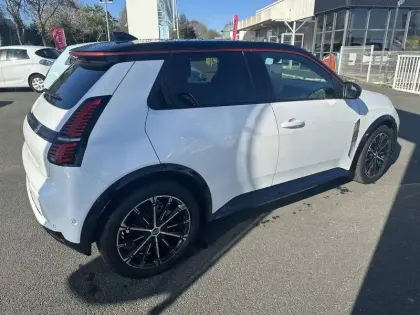 Photo 2 Renault 5 Renault  E-Tech Electrique 10 ch autonomie confort