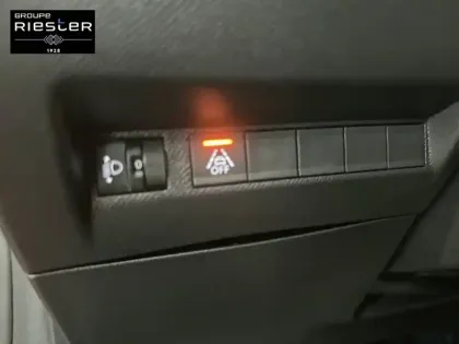 Photo 18 Peugeot 208  Electrique 50 kWh 136ch