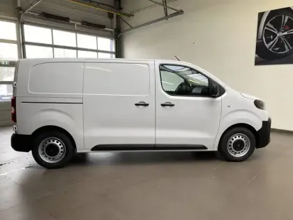 Photo 30 Peugeot Expert E- FGN M ELECTRIQUE 100KWH 136CH BATTERIE 75 KWH