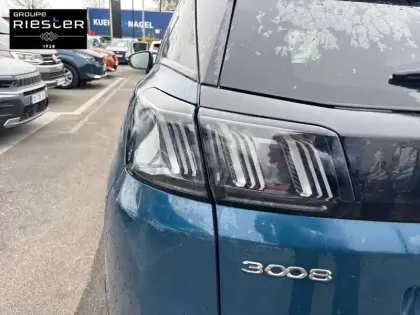Photo 37 Peugeot 3008  Hybrid 225 e-EAT8