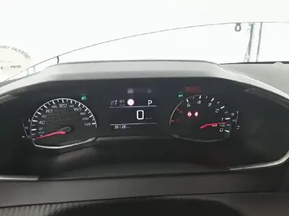 Photo 12 Peugeot 208  PureTech 100 S&S EAT8