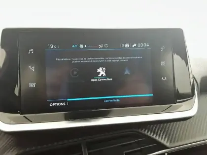 Photo 16 Peugeot 208  PureTech 100 S&S EAT8